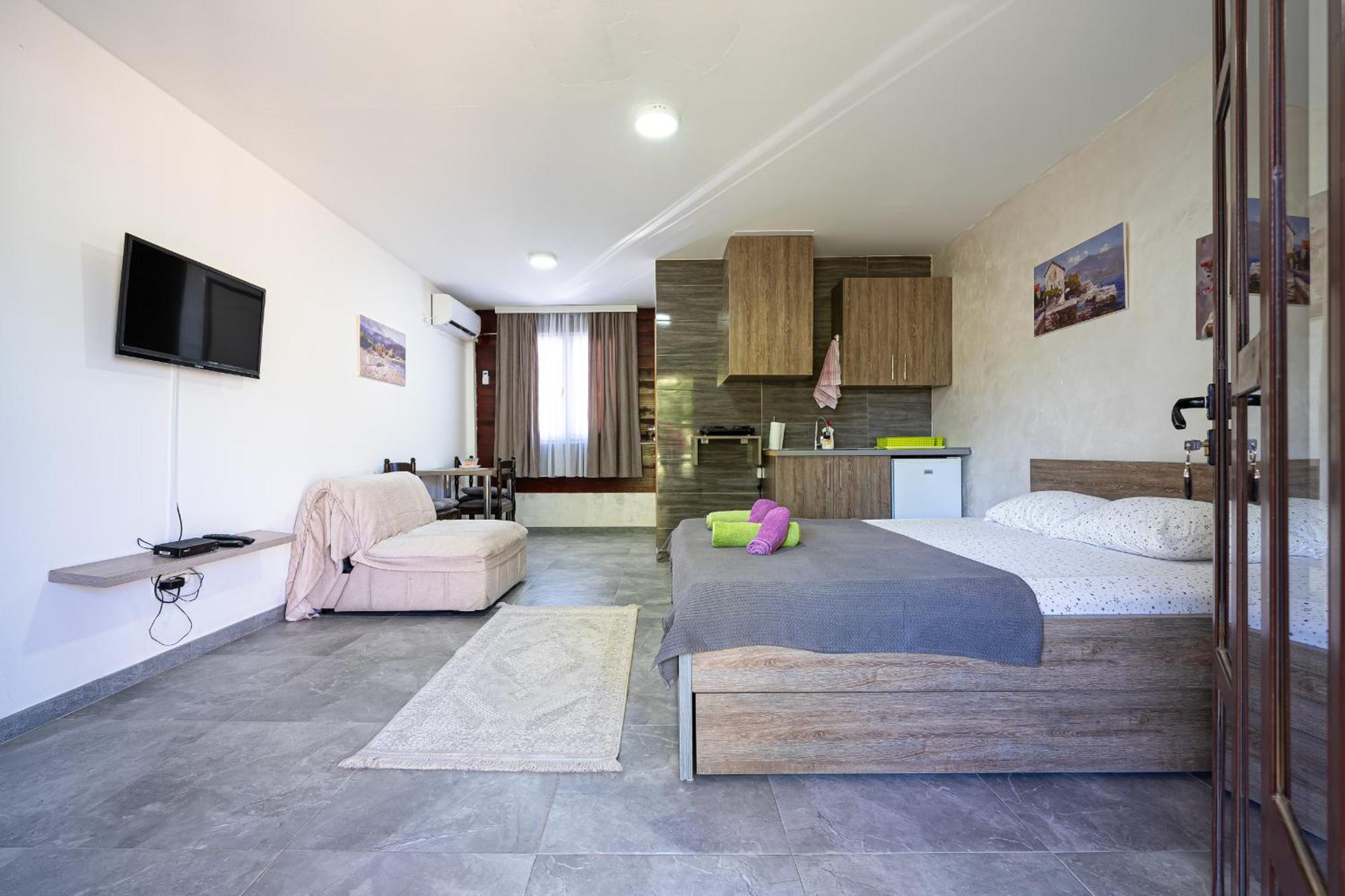Apartments Obala Подгорица Стая снимка