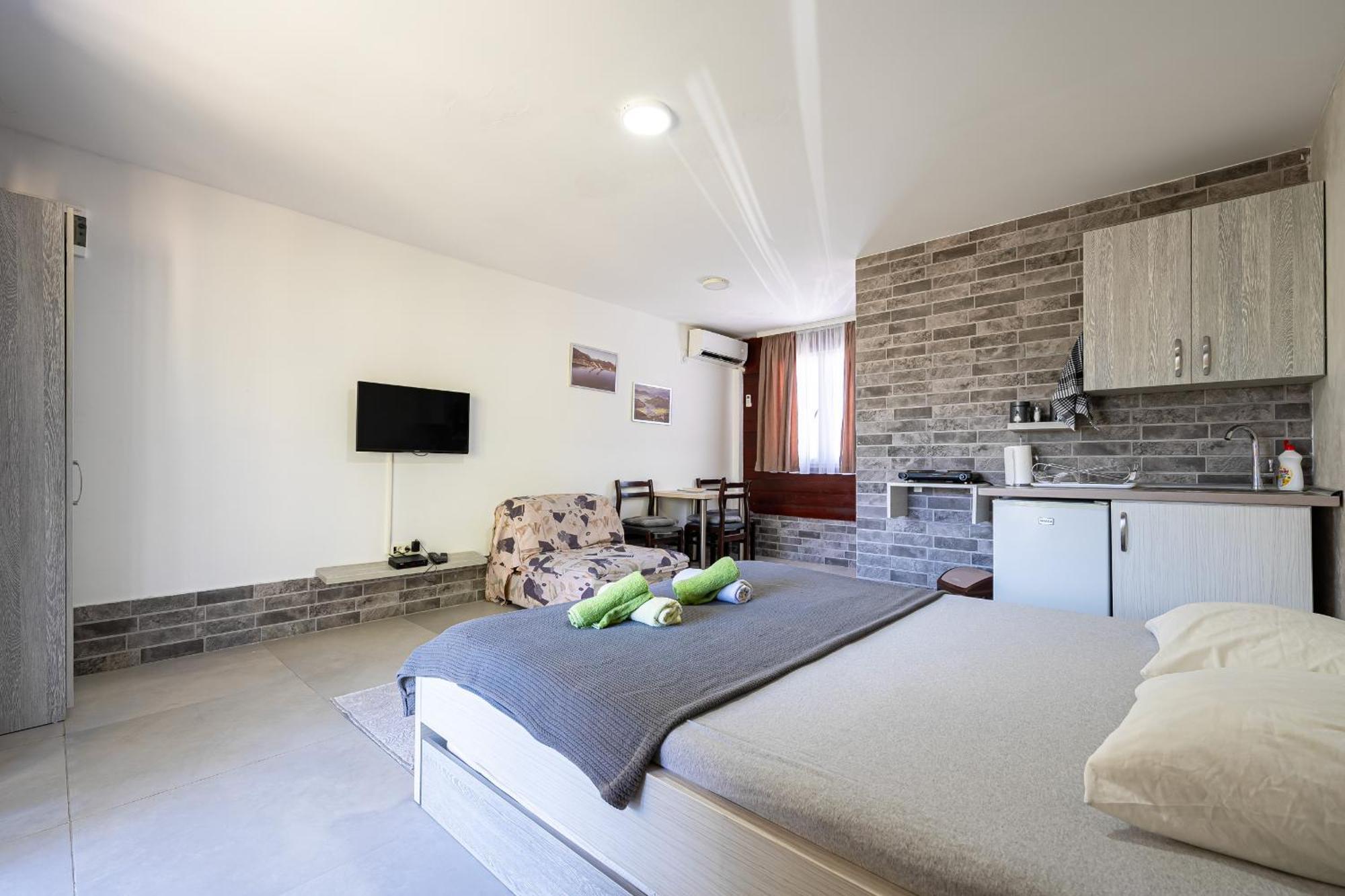 Apartments Obala Подгорица Екстериор снимка
