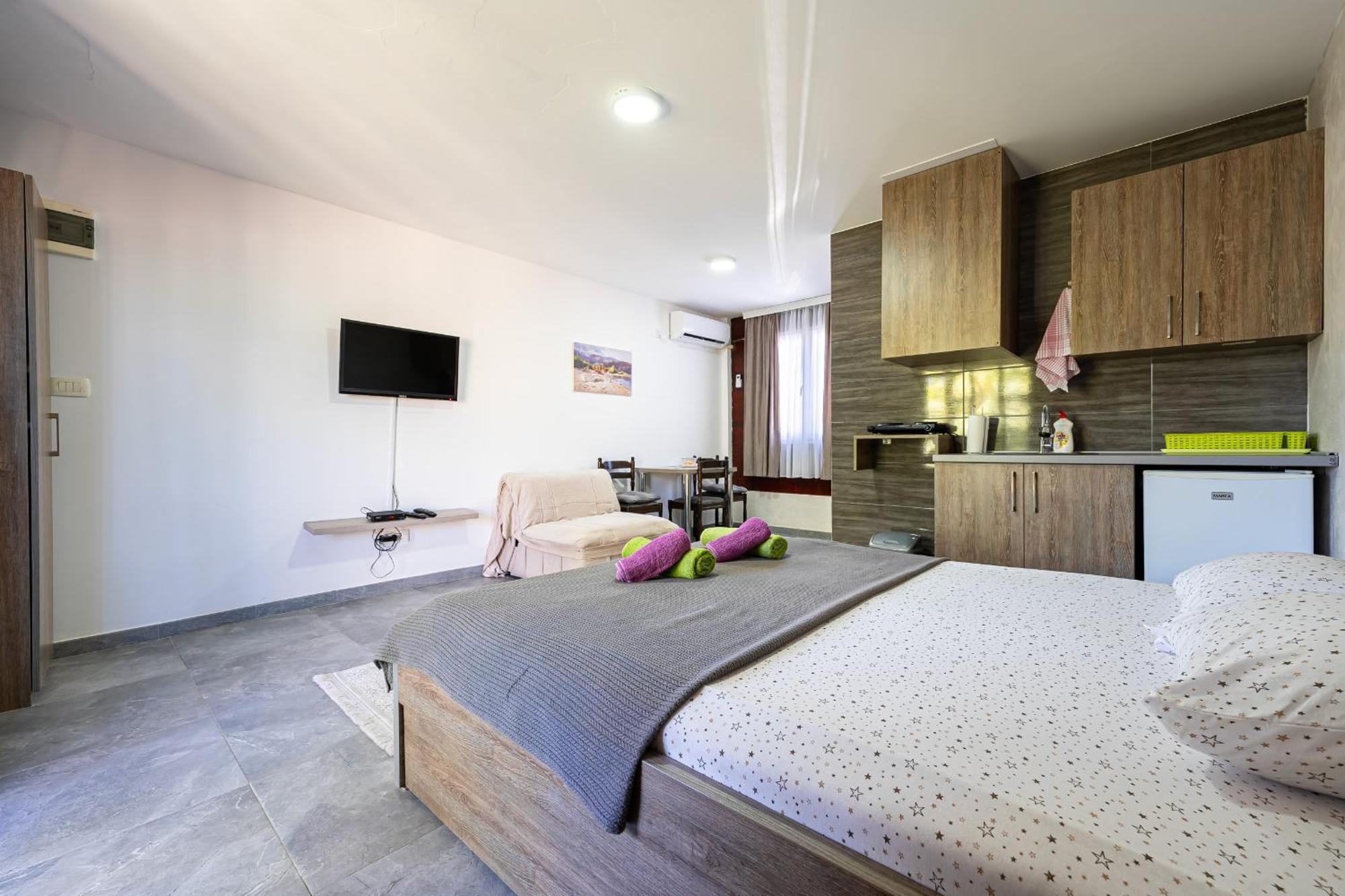 Apartments Obala Подгорица Стая снимка